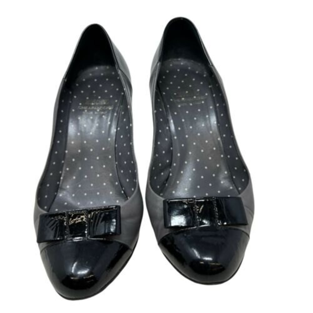 MOSCHINO CHEAP & CHIC Black Two Tone Bow Pumps Size 7 37